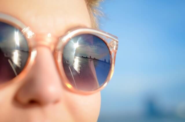 Okulary przeciwsłoneczne bez filtra UV